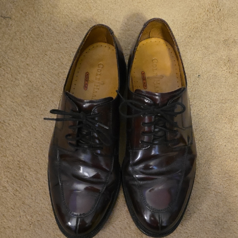 Cole Haan Classic Leather Dress Shoes Burgundy - Picture 2 of 6